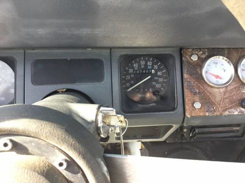 Used 1988 Jeep Wrangler S AWD/4WD image 14
