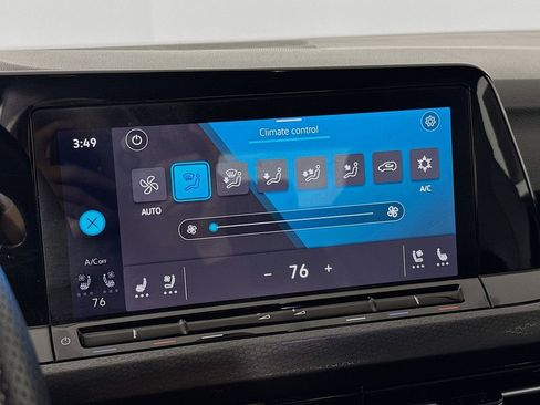 Used 2022 Volkswagen GTI SE image 16