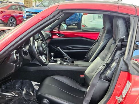 Used 2021 MAZDA MX-5 Miata RF Grand Touring RWD image 15