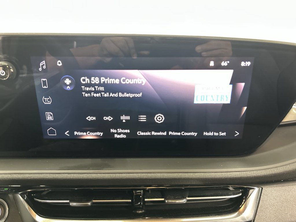 Certified 2024 Buick Envista Sport Touring FWD image 14