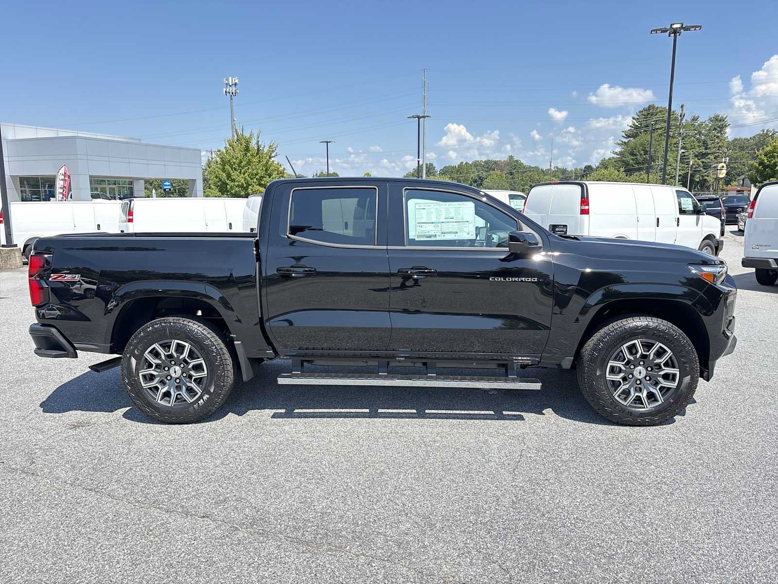 New 2026 Chevrolet Colorado Z71 w/ Technology Package AWD/4WD image 5