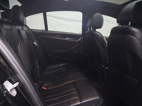 Used 2018 BMW 540i w/ M Sport Package image 12