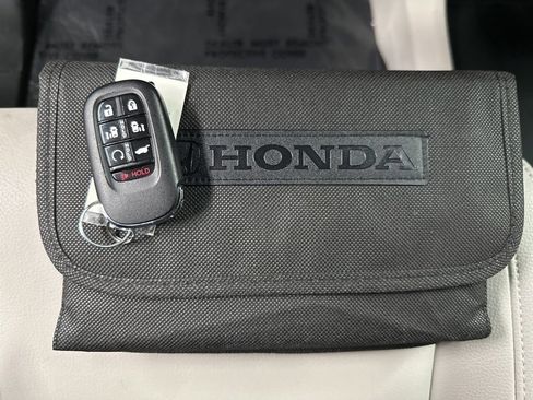 Used 2025 Honda Odyssey EX-L image 47