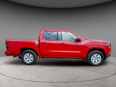 Certified 2024 Nissan Frontier SV w/ SV Convenience Package RWD image 7