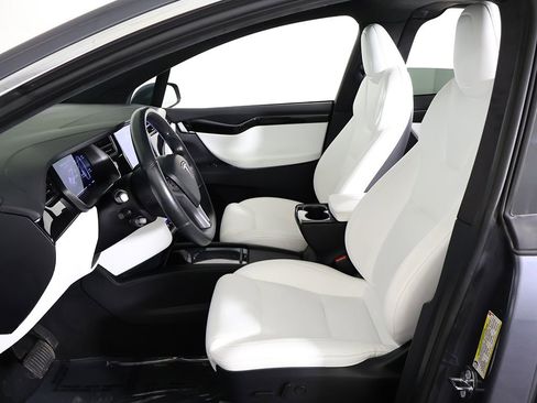 Used 2020 Tesla Model X Long Range AWD/4WD image 25