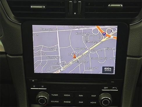 Used 2017 Porsche 911 Carrera 4S image 21