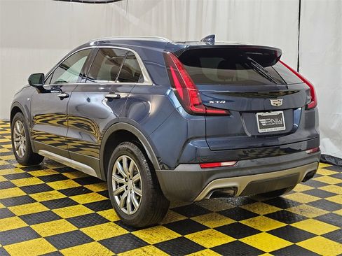 Used 2020 Cadillac XT4 Premium Luxury image 5