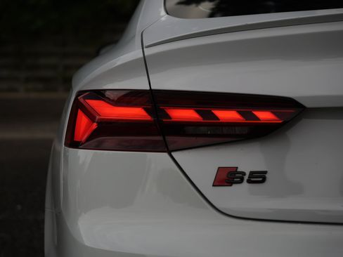 Used 2023 Audi S5 Premium Plus w/ Premium Plus Package AWD/4WD image 7