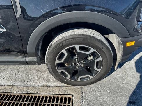 Used 2023 Ford Bronco Sport Outer Banks image 9