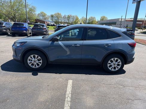Used 2025 Ford Escape Active AWD/4WD image 6
