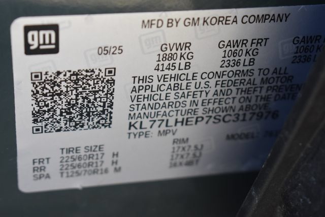 Used 2025 Chevrolet Trax LT w/ LT Convenience Package FWD image 36