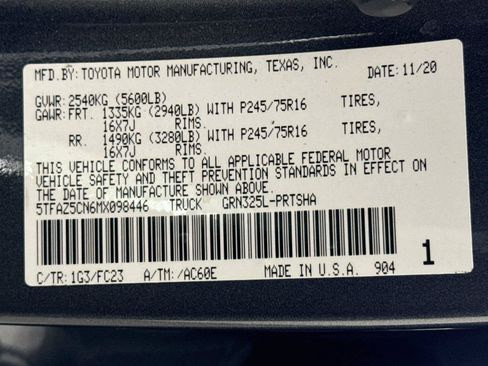 Certified 2021 Toyota Tacoma SR5 RWD image 39