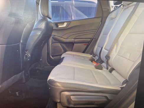 Used 2023 Ford Escape Platinum image 21