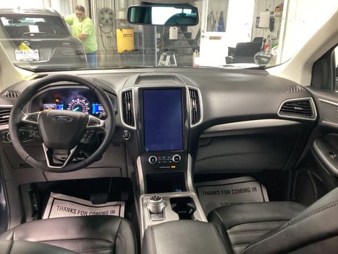 Used 2024 Ford Edge SEL w/ Convenience Package AWD/4WD image 18