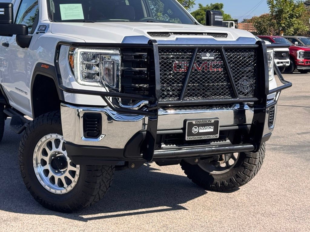 Used 2022 GMC Sierra 3500 Pro w/ Convenience Package AWD/4WD image 3