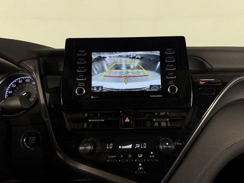 Used 2023 Toyota Camry SE w/ Convenience Package FWD image 17