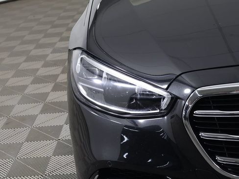 Used 2021 Mercedes-Benz S 580 4MATIC Sedan w/ AMG Line image 16