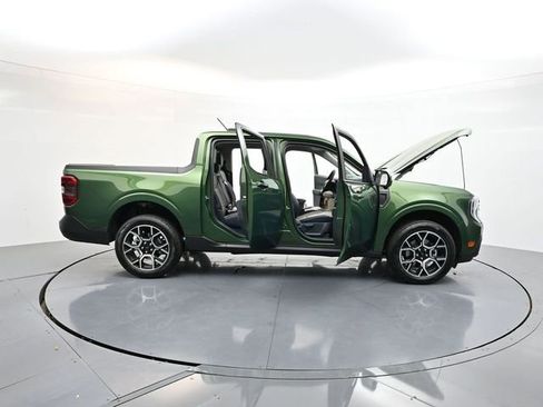 Used 2025 Ford Maverick Lariat w/ 4K Tow Package image 44