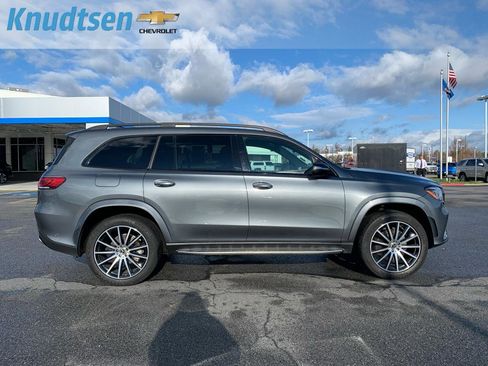 Used 2022 Mercedes-Benz GLS 450 4MATIC image 8