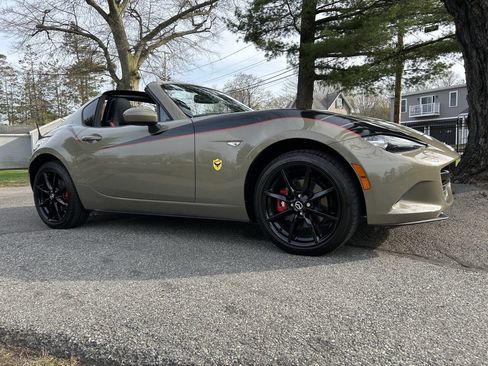 Used 2023 MAZDA MX-5 Miata Grand Touring RWD image 16