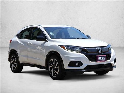 Used 2020 Honda HR-V Sport image 3