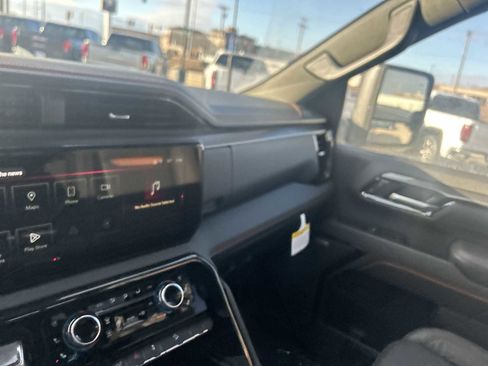 New 2026 GMC Sierra 2500 AT4 w/ LPO, Black Badging Package image 20