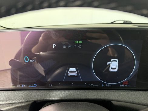 Used 2022 Kia EV6 Wind w/ Wind Technology Package AWD/4WD image 18