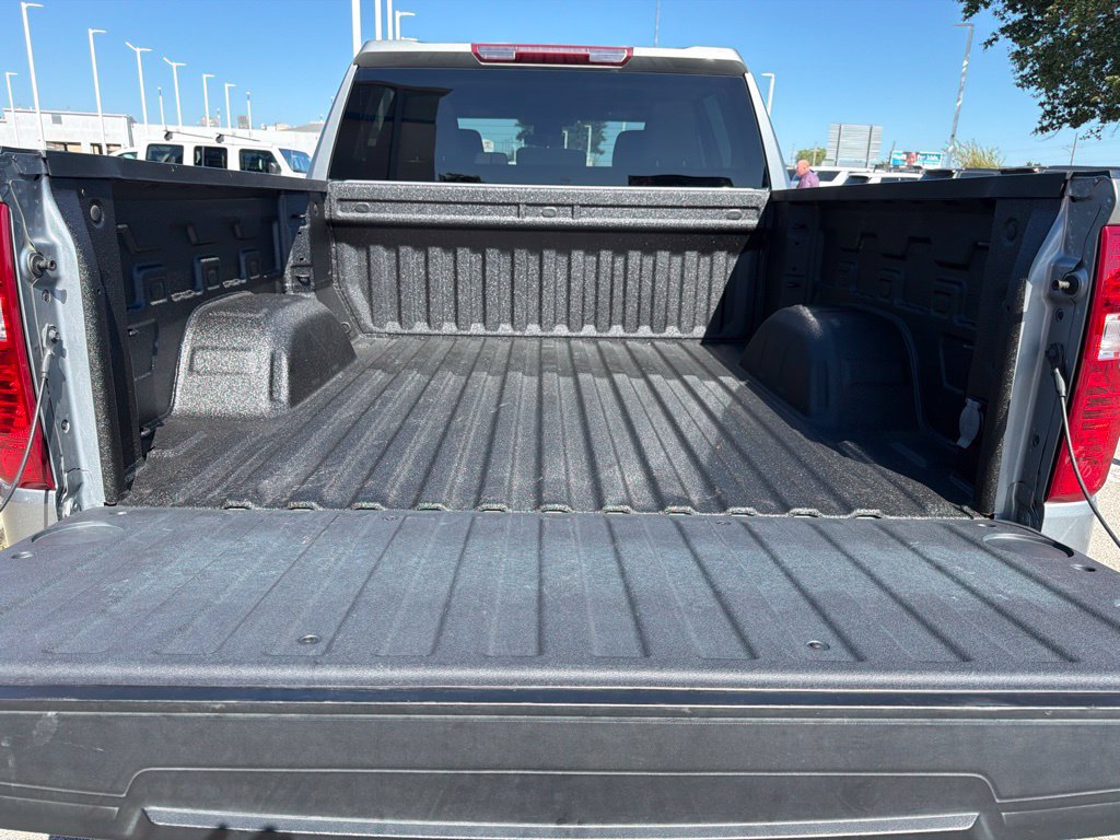 Used 2024 Chevrolet Silverado 1500 LT AWD/4WD image 12