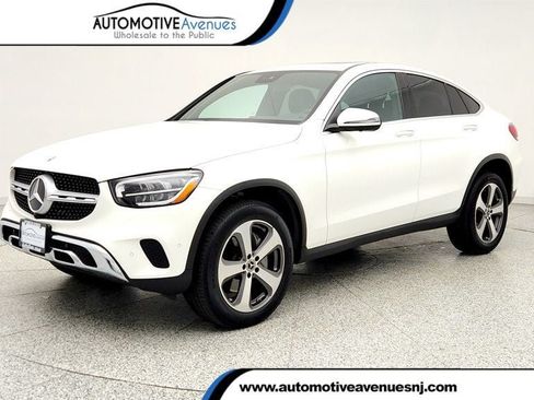 Used 2023 Mercedes-Benz GLC 300 4MATIC Coupe image 1