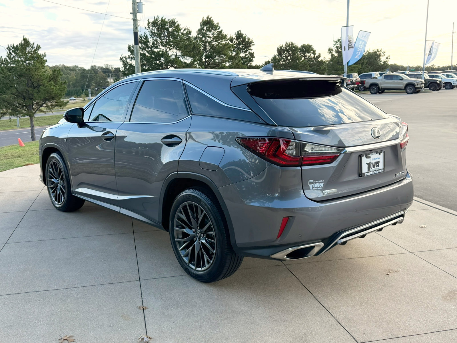 Used 2017 Lexus RX 350 F Sport w/ Accessory Package AWD/4WD image 4