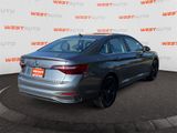 Used 2023 Volkswagen Jetta SE image 5