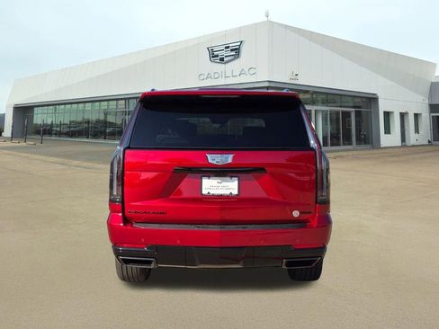 New 2026 Cadillac Escalade ESV Platinum Sport w/ LPO, ONYX Package image 5