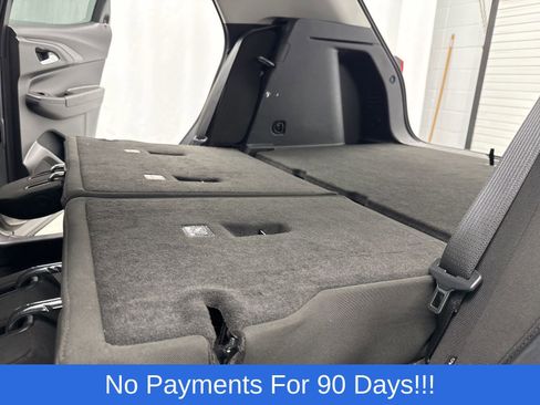 Used 2025 Chevrolet TrailBlazer LT AWD/4WD image 38