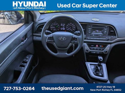 Used 2018 Hyundai Elantra SE FWD image 16