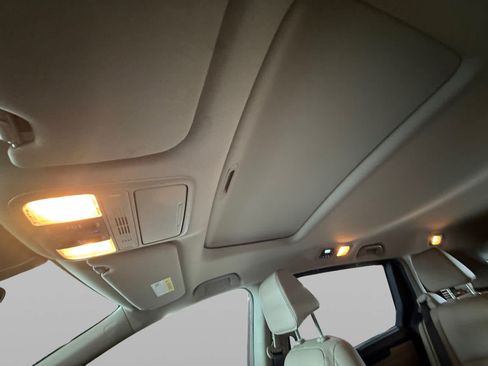 Used 2019 Honda Odyssey EX-L image 12