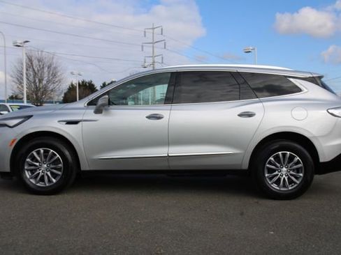 Used 2022 Buick Enclave Premium image 4