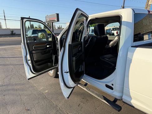 Used 2024 RAM 2500 Laramie image 14