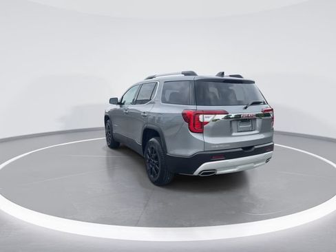 Used 2023 GMC Acadia SLT FWD image 6