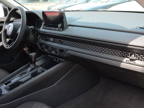 Used 2023 Honda Accord LX image 22