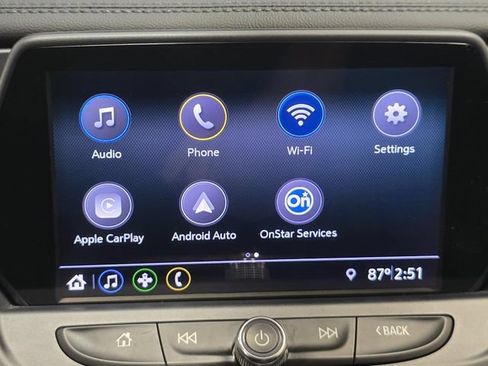 Used 2019 Chevrolet Blazer LT FWD image 12