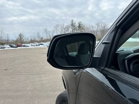 Certified 2022 Toyota Tacoma SR image 16