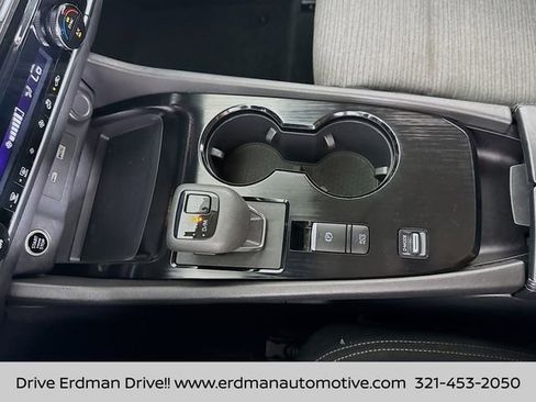 Certified 2022 Nissan Rogue SV image 19