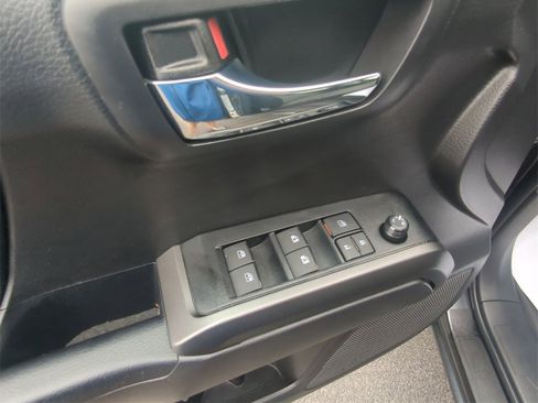 Used 2023 Toyota Tacoma TRD Off-Road image 19