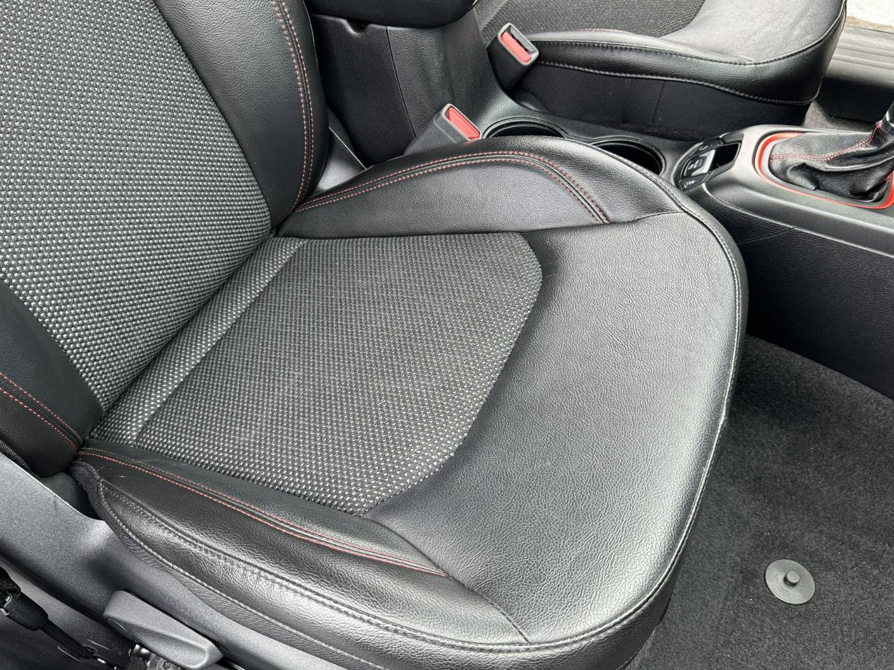 Used 2020 Jeep Compass Trailhawk AWD/4WD image 49