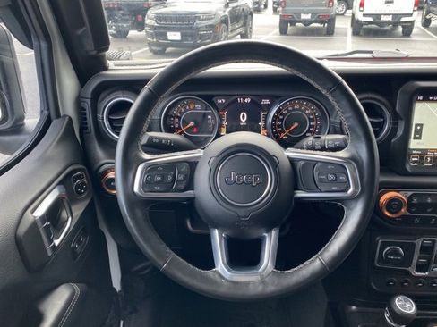 Used 2018 Jeep Wrangler Unlimited Sahara w/ Quick Order Package 24M Moab image 29