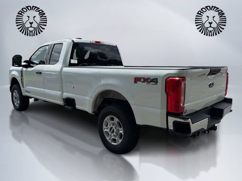 New 2026 Ford F250 XLT w/ FX4 Off-Road Package AWD/4WD image 9