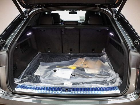 New 2026 Audi Q8 Premium Plus image 29