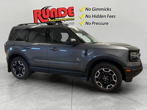 Used 2023 Ford Bronco Sport Outer Banks w/ Tech Package AWD/4WD image 8