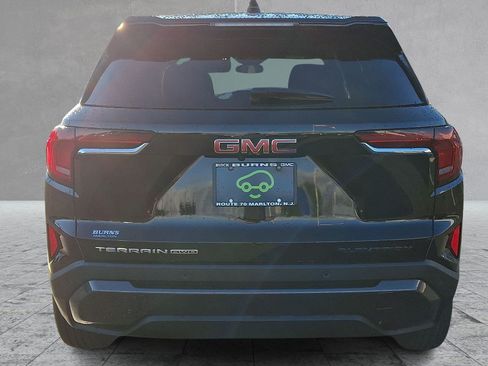 Certified 2025 GMC Terrain Elevation AWD/4WD image 5
