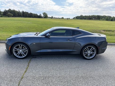 Used 2021 Chevrolet Camaro LT w/ RS Package RWD image 7